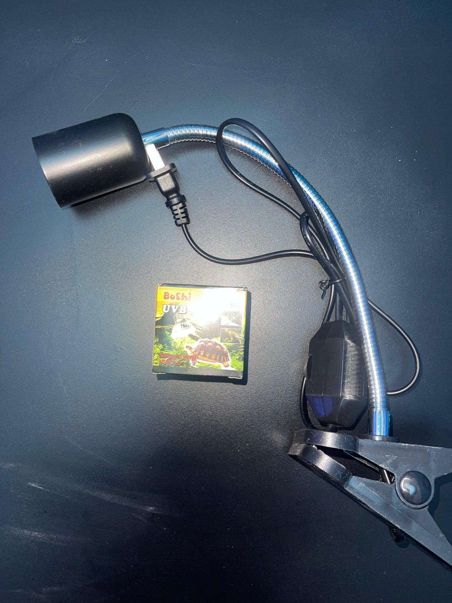 Lampe Chauffante UVA + UVB avec Support - Boshi (Pour Tortues &amp; Reptiles)
